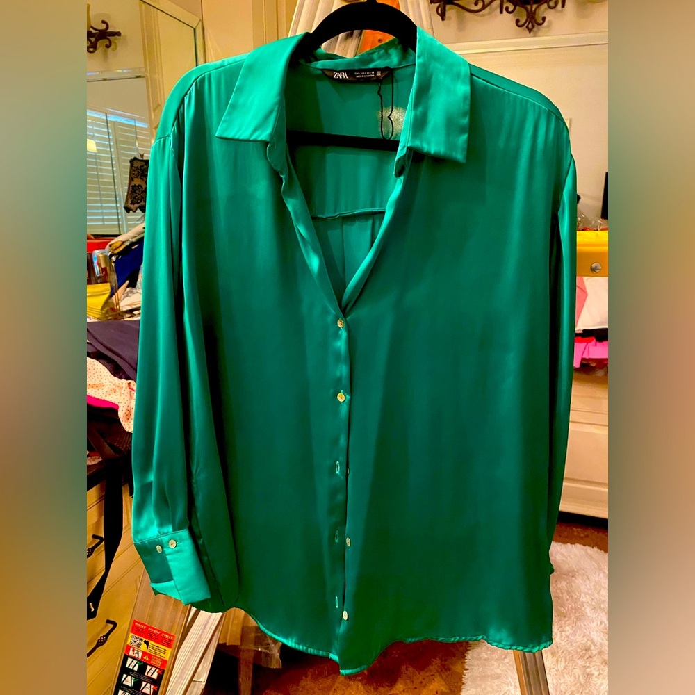 ZARA Kelly Green Long Sleeve Blouse size Large